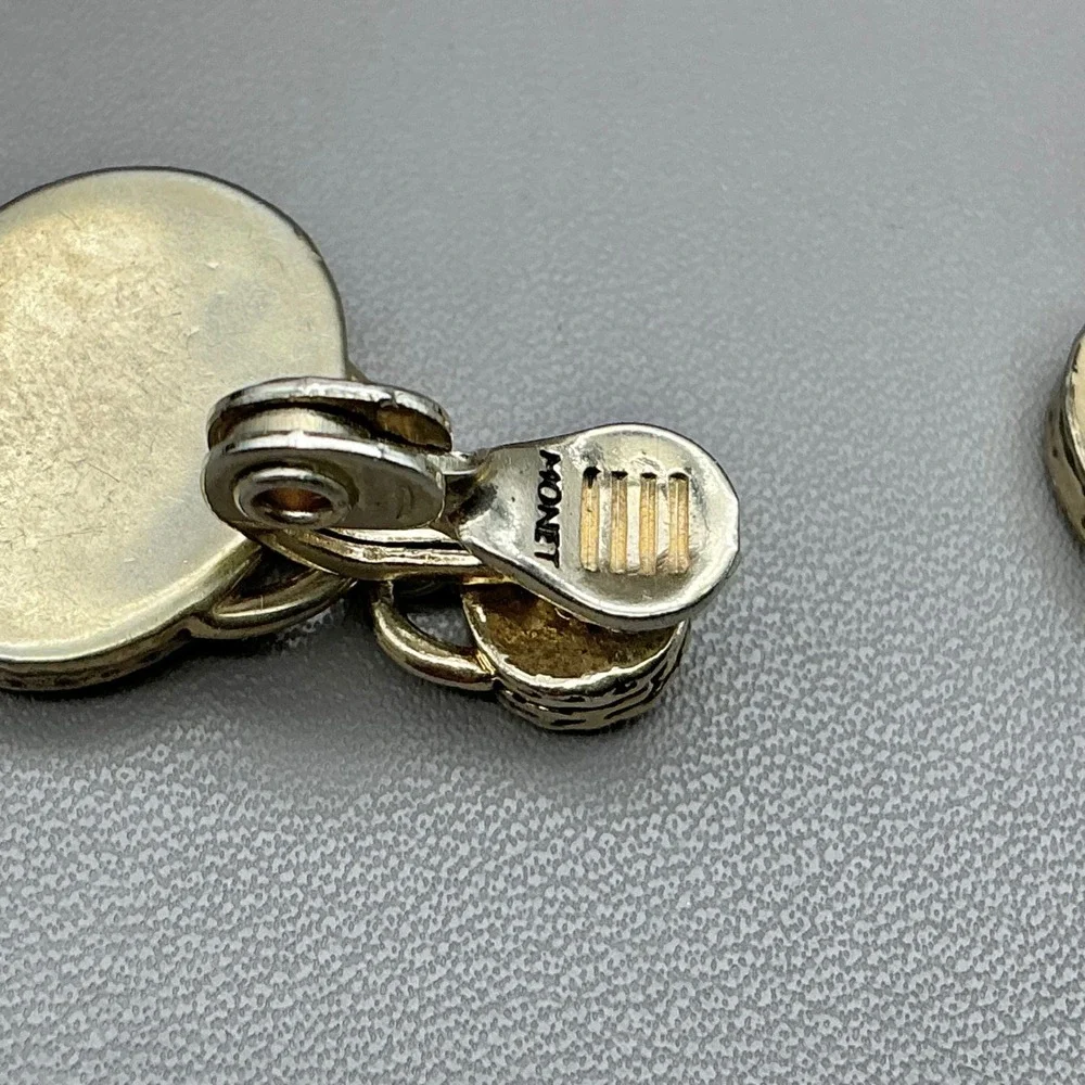Monet Earrings Green Mother of Pearl Clip On Dangle Gold Tone Signed 1.25